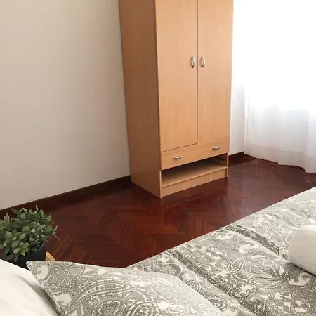 Διαμέρισμα Piso Centro De *